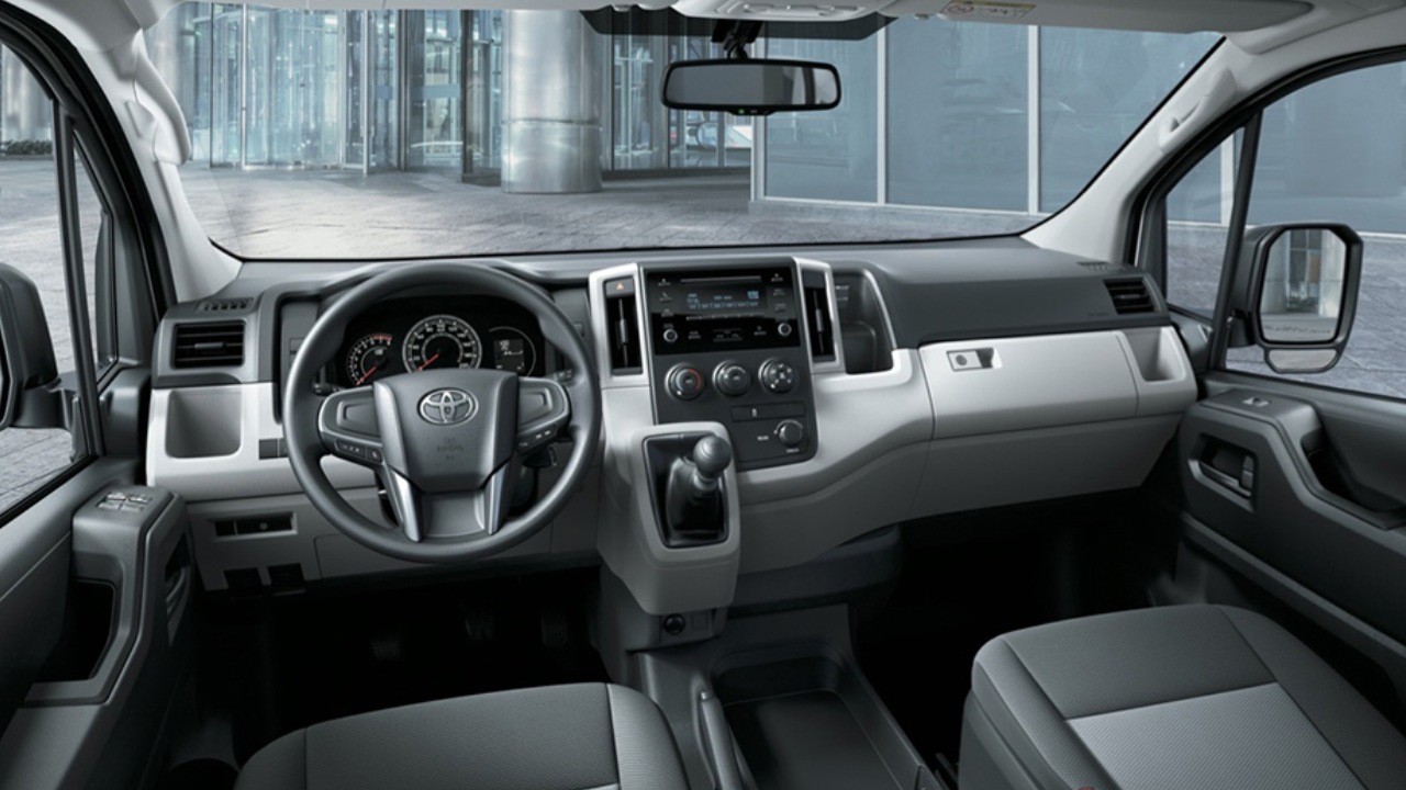 Prices and Specifications for Toyota Hiace 2025 in Saudi Arabia ...